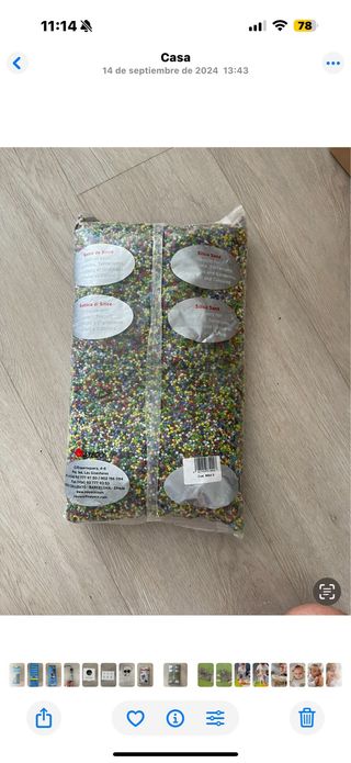 Accessori per acquario con subacquei, tesori e pietre