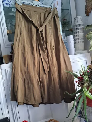 Falda Mango verde militar Larga