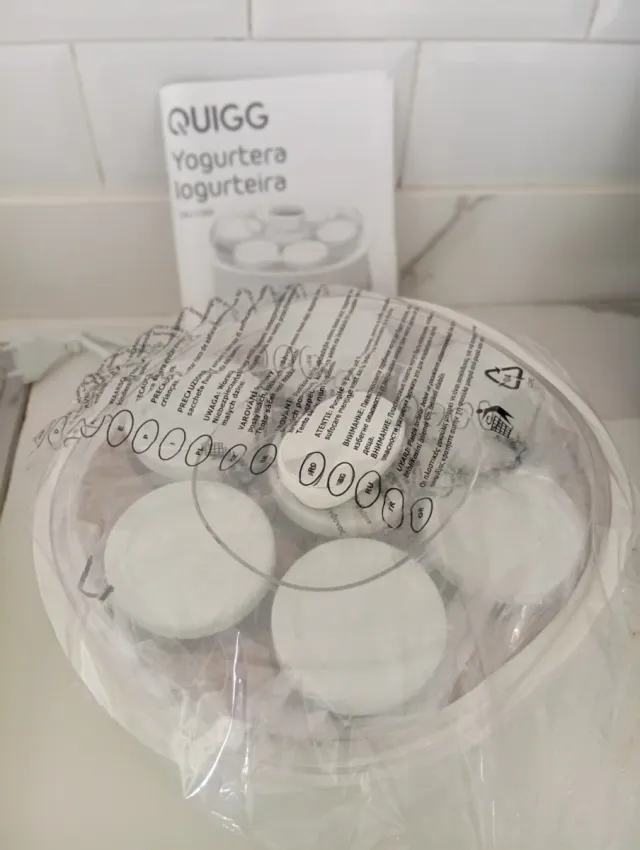 Yogurtera QUIGG SNJ-158B