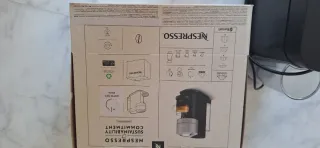 Cafetera Nespresso Vertuo Next Negra