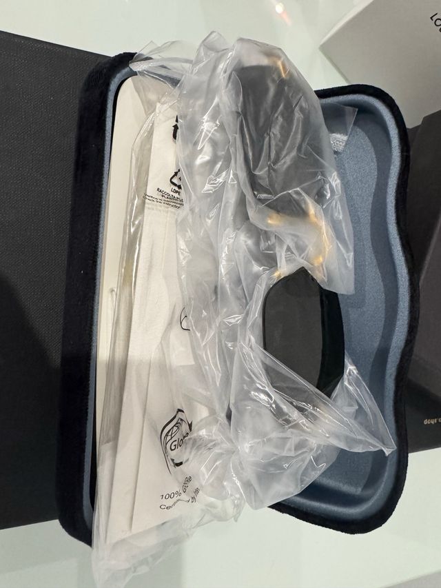 Gafas Gucci Negras y Doradas