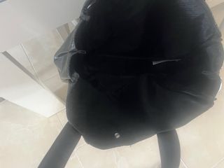 Bolso Puma Negro y Dorado