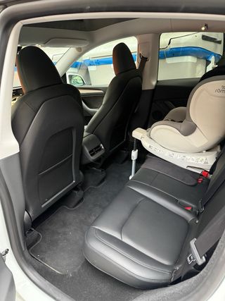 Tesla Model Y 2024 320CV RWD