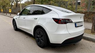 Tesla Model Y 2024 320CV RWD