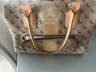 Bolso Tommy Hilfiger Monogram Beige y Marrón