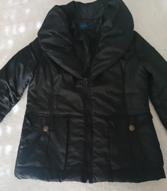 Chaquetón enguatado negro