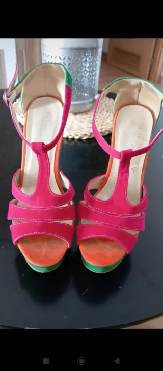 Zapatos de tacón alto multicolor