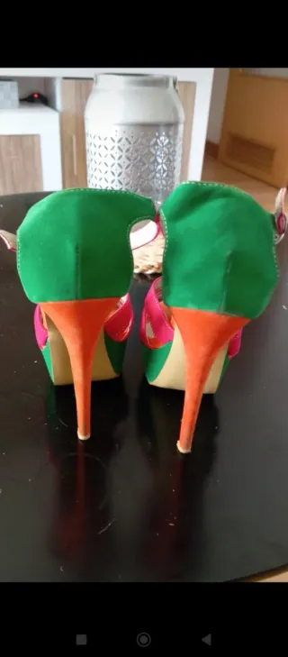 Zapatos de tacón alto multicolor