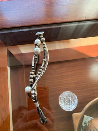 Pulsera Uno de 50 perlas y plata