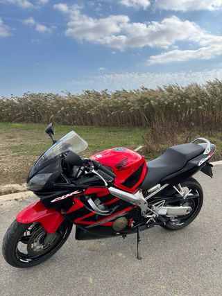 Honda CBR600 f4i Roja y Negra