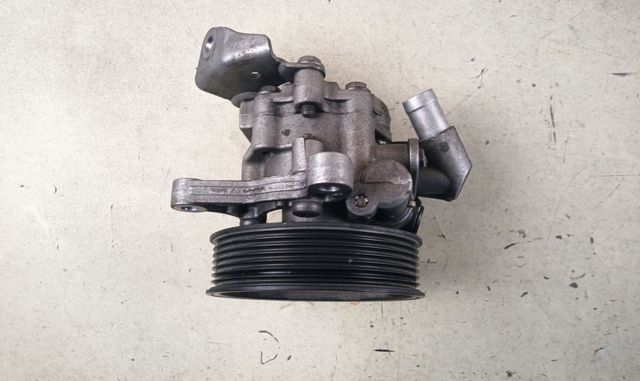 BOMBA DIRECCION MERCEDES-BENZ CLS (BM 219)