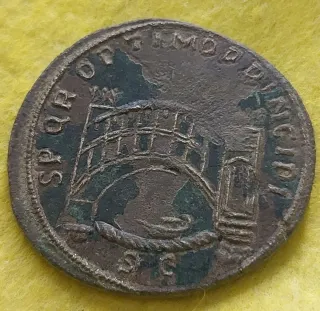 Réplica moneda romana