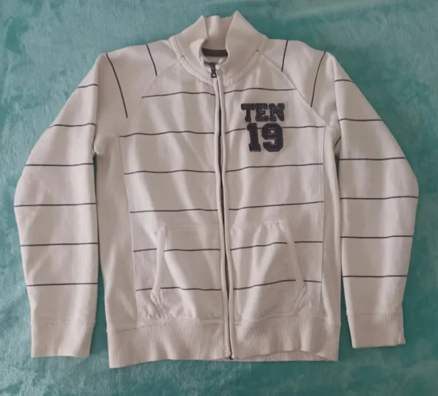 Chaqueta deportiva blanca con rayas