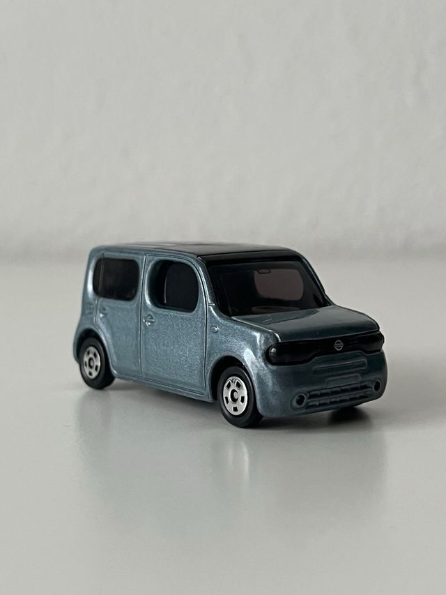 Nissan Cube 1/63 TOMICA
