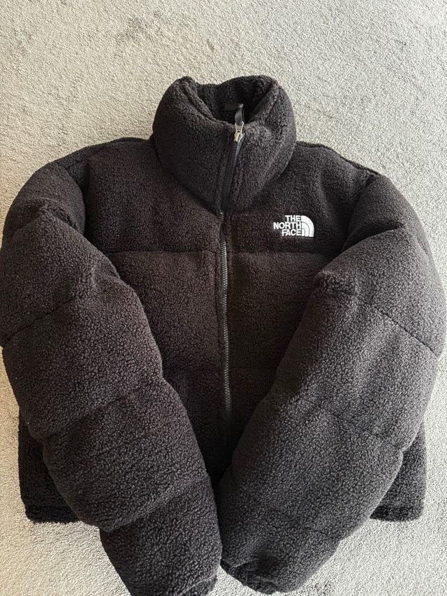 Abrigo The North Face negro crop talla 170 (XS)