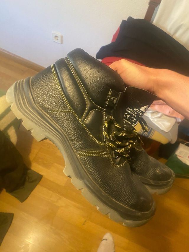 Mono de trabajo de campo verde oliva + botas y