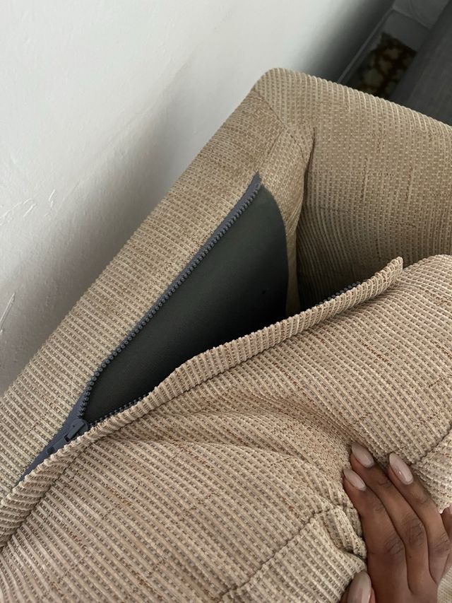 Butaca beige tela lavable —recoger antes del 28/11