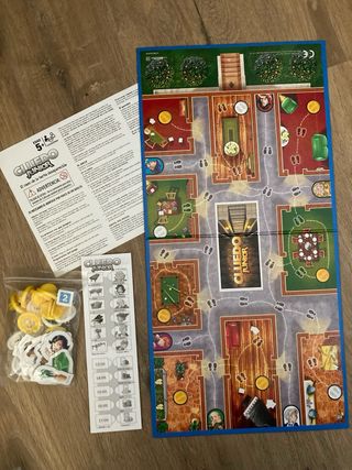 Juego Cluedo Junior: El caso de la tarta desaparec