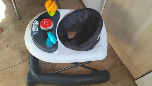 Andador Bebe Tacatá Bebeconfort Gris