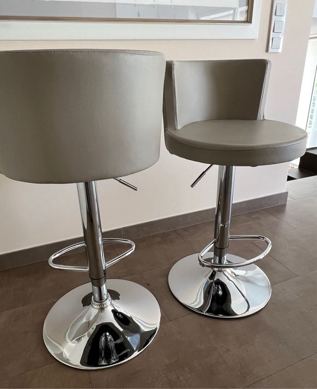 Taburetes de cocina regulables (2 unidades)