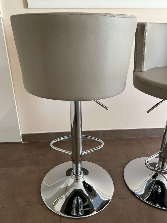 Taburetes de cocina regulables (2 unidades)