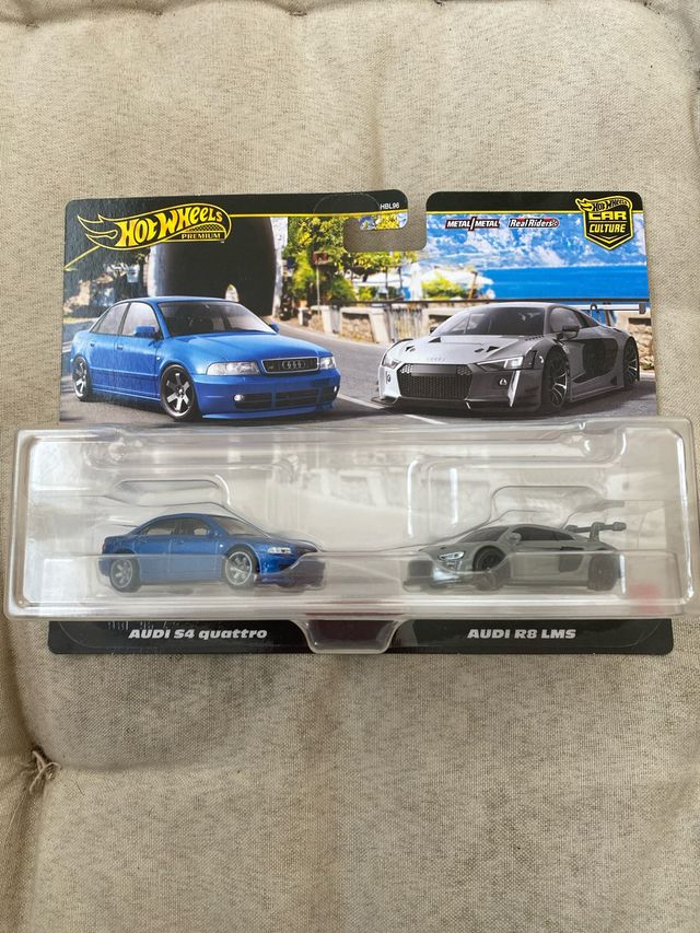 Hot Wheels Audi S4 quattro y R8 LMS