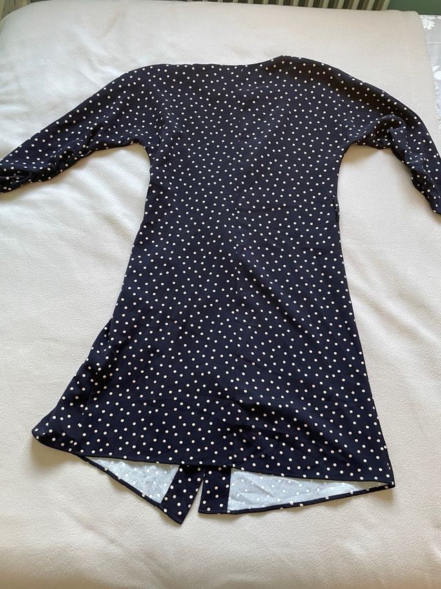 Vestido lunares negro y blanco