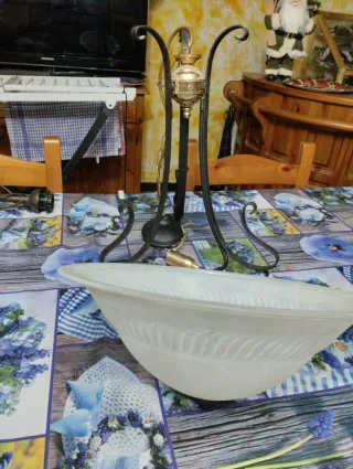 Lampadario ferro battuto e vetro
