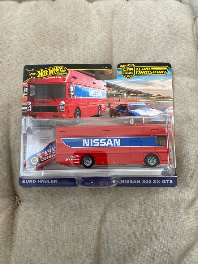 Hot Wheels Euro Hauler Nissan 300 ZX GTS