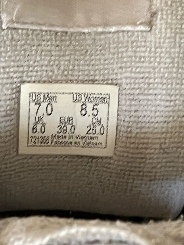 Zapatillas Vans Old Skool Negras y Blancas