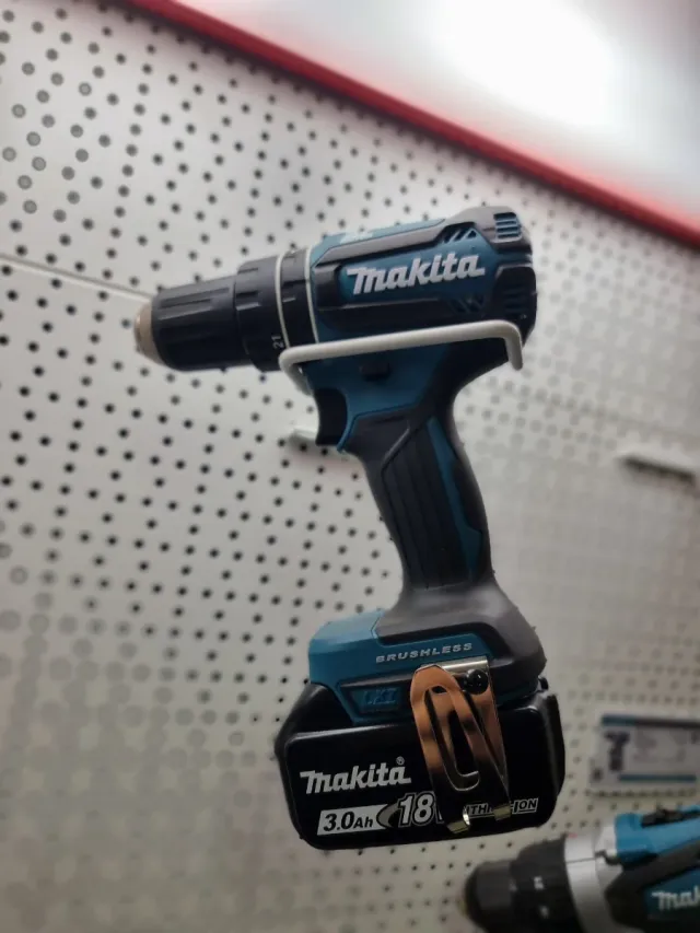 Combo Makita DHP485 + DGA504