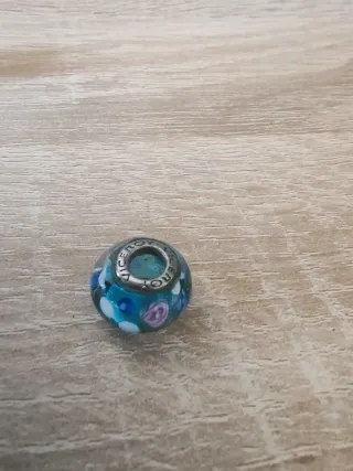 Charm Viceroy Cristal Azul y Rosa