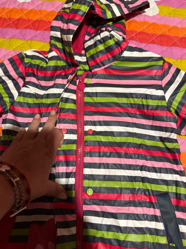 Chubasquero Tuc Tuc niña rayas flor