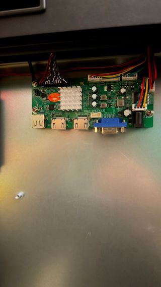 Tótem Pantalla LED Interior 43”-75”