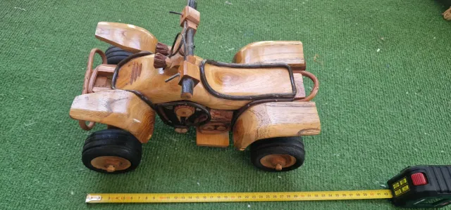 Quad de Madera Artesanal