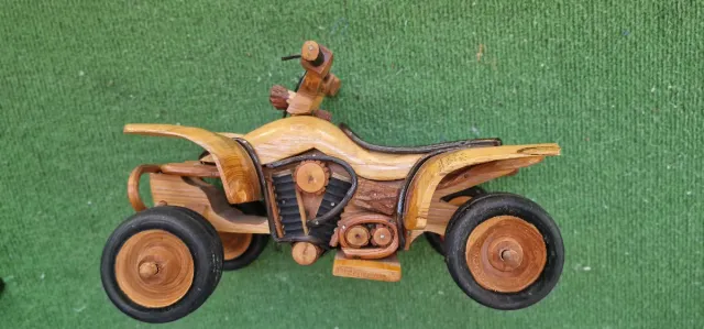 Quad de Madera Artesanal
