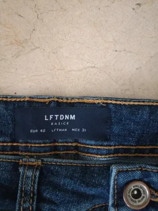 Vaqueros azul marino