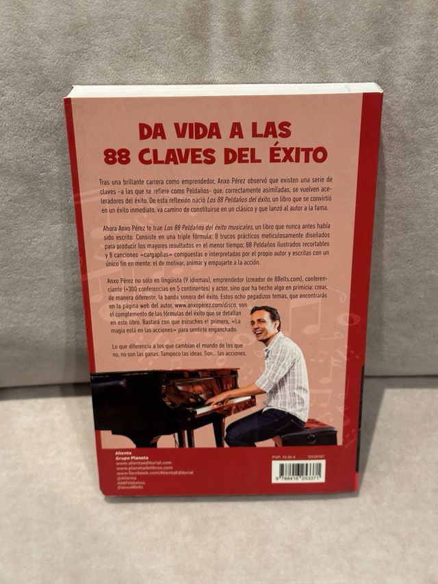 Pack de 4 libros de Anxo Perez firmados y dedicado