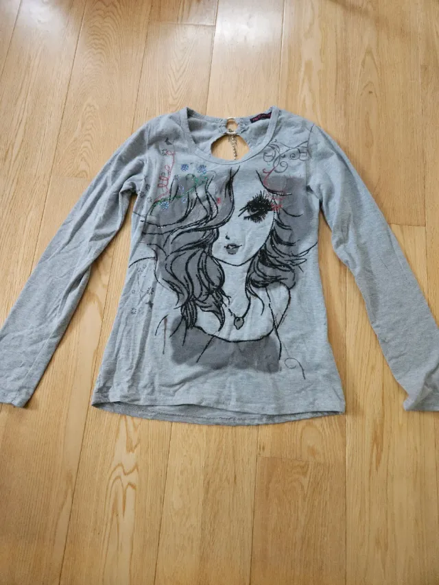 Camiseta gris dibujo manga larga Talla L