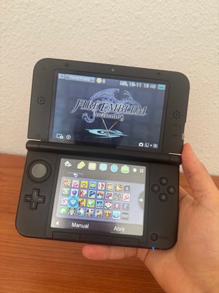 Nintendo 3DS XL Roja