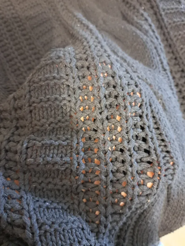 Vestido de lana negro cuello alto