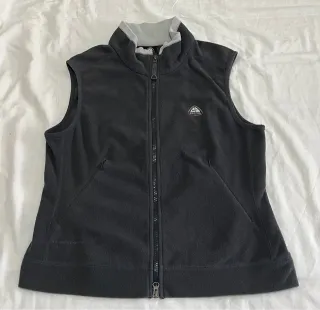 Chaleco polar Nike ACG Therma FIT gris