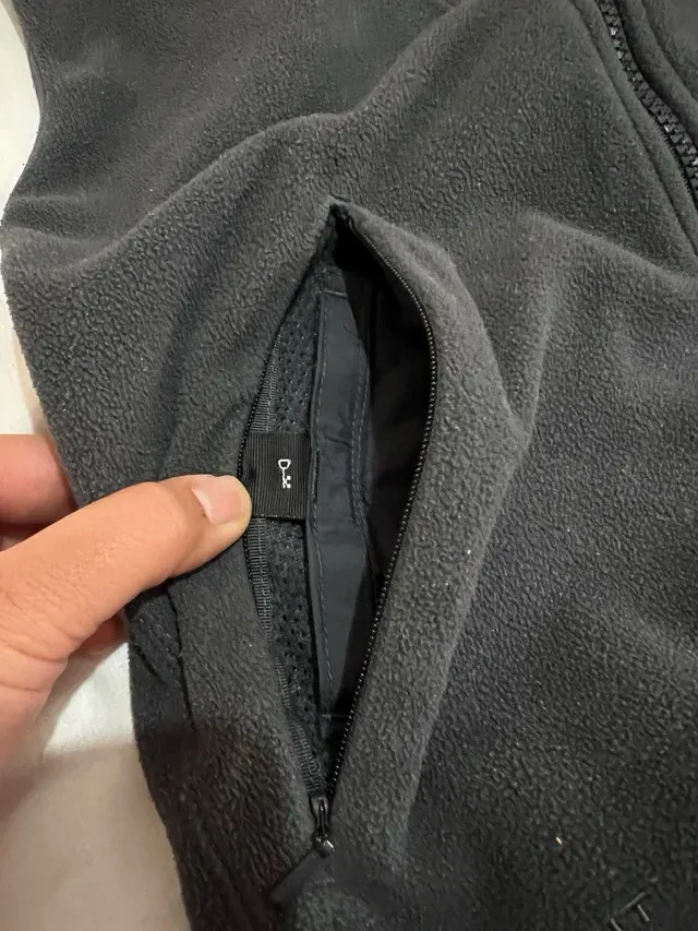 Chaleco polar Nike ACG Therma FIT gris