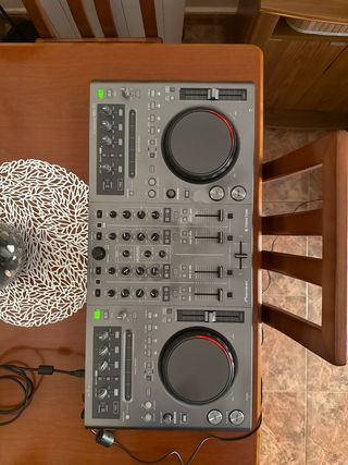 Controlador DJ Pioneer DDJ-T1