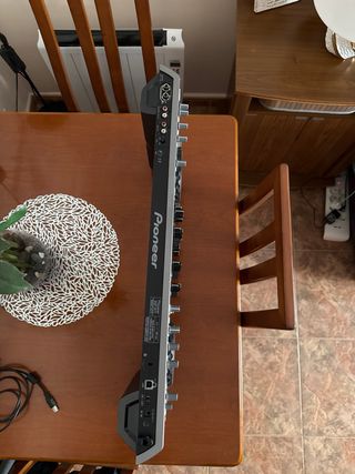 Controlador DJ Pioneer DDJ-T1