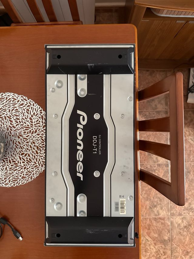 Controlador DJ Pioneer DDJ-T1