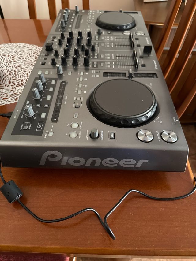 Controlador DJ Pioneer DDJ-T1
