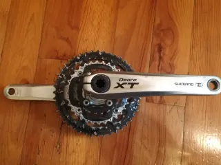 Bielas Shimano Deore XT.