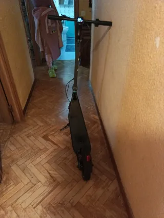 Patinete eléctrico en buen estado