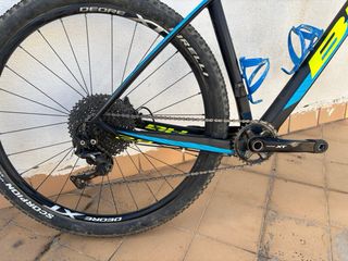 Bicicleta Montaña BH Ultimate Carbono